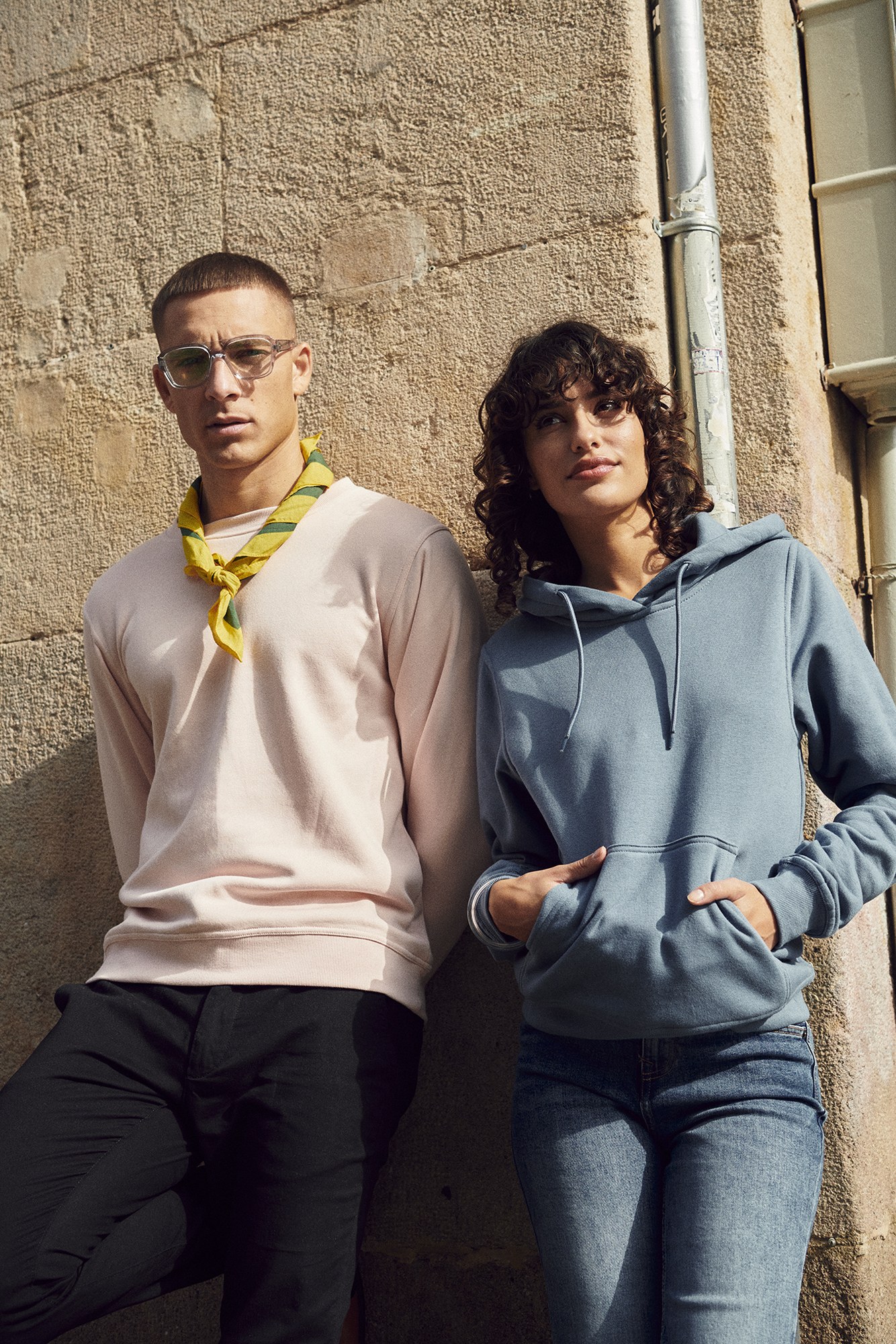 Clique Miami Hoody hettegenser i bruk