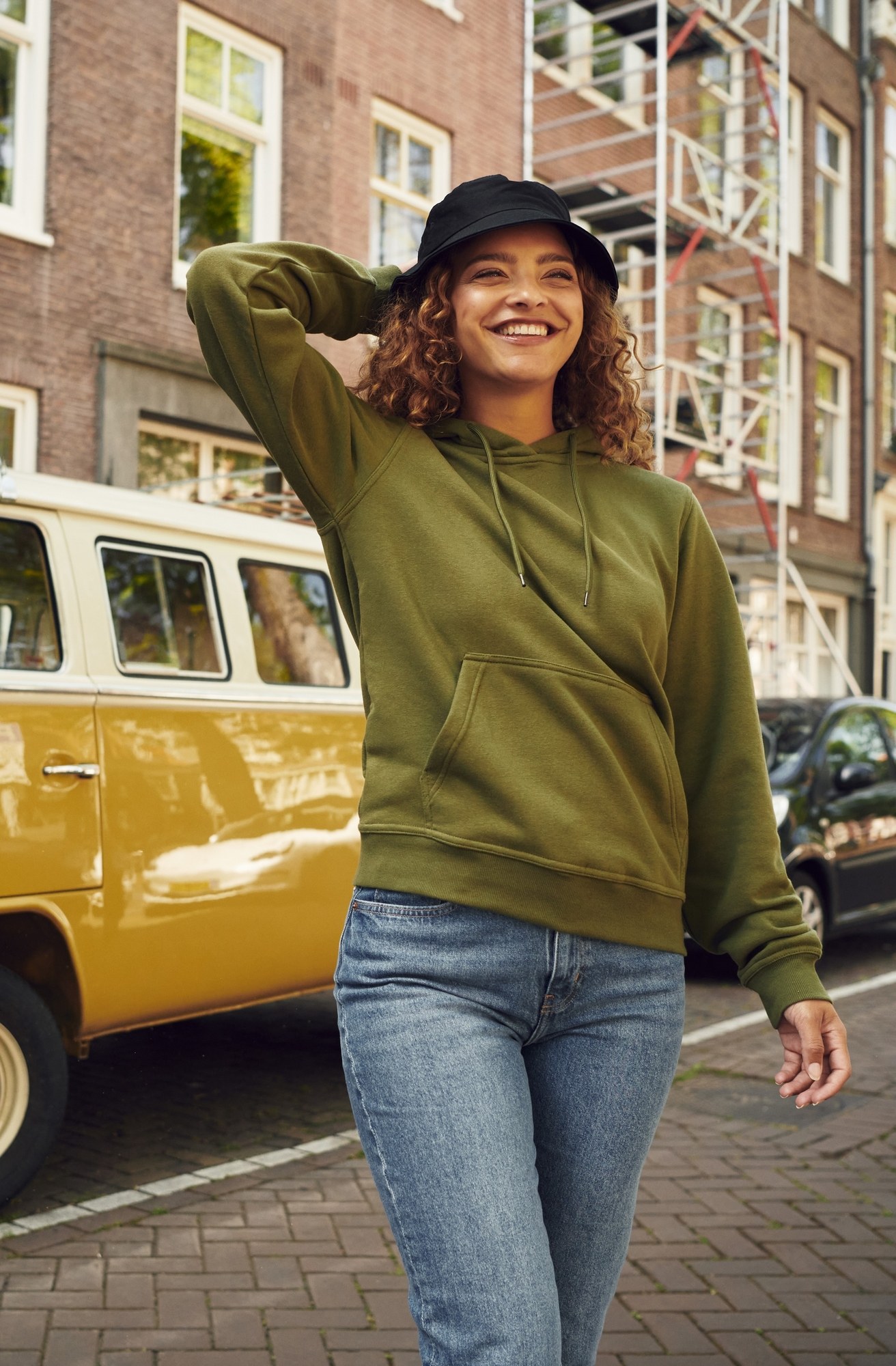 Clique Miami Hoody hettegenser i bruk