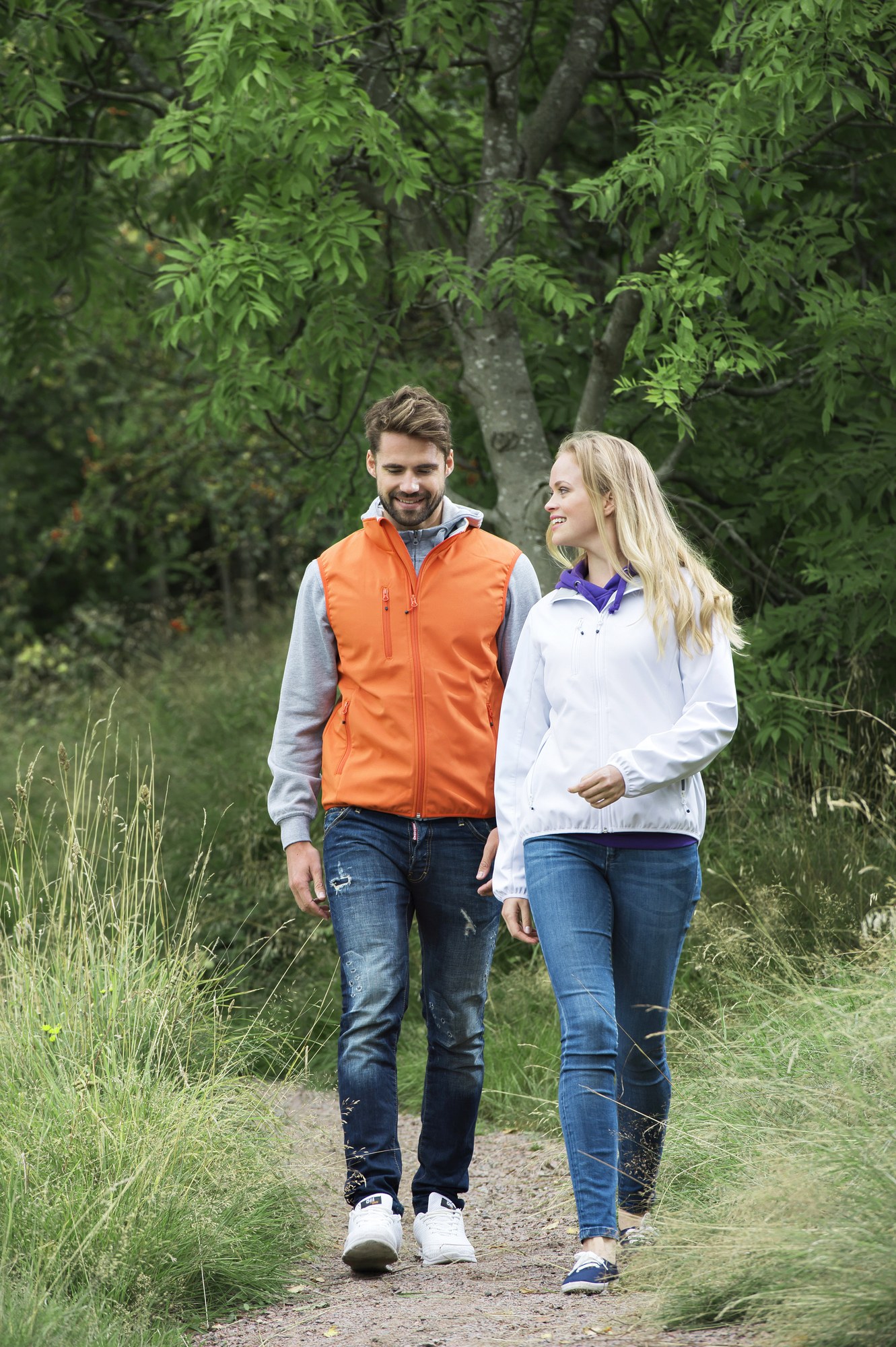 Clique Basic Softshell jakke dame i bruk