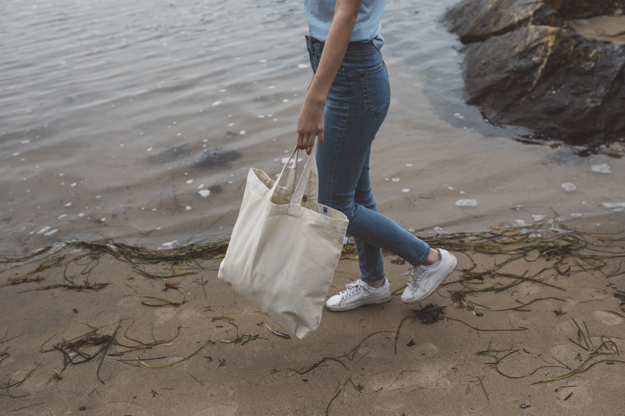Cottover Tote Bag Heavy Large handlenett i bruk